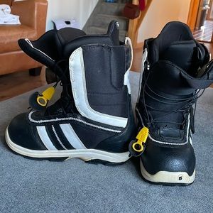 Burton snowboarding boots